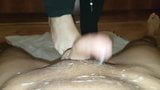 Nutshots und Cumshots! Ballbusting, Orgasmus-Zusammenstellung. snapshot 18