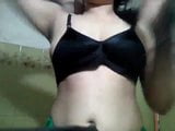 Mi mejor amiga necesita homenajes cum en su cuerpo por la polla dura .. snapshot 9