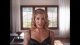 Emily Bett Rickards - hete scène snapshot 1