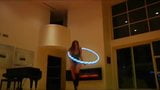 Remy Lacroix - indoor hoelahoep met neonlichteffect snapshot 5