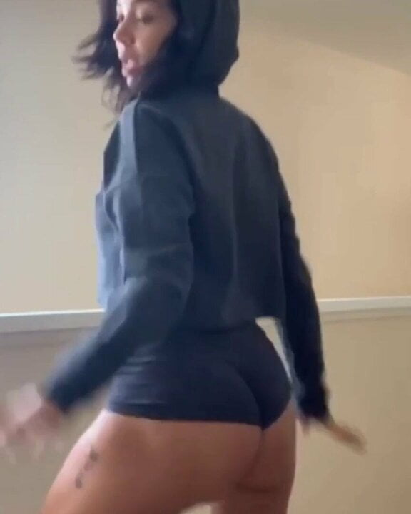 Brittany Renner bundle dari Brittany beberapa video yang baik | xHamster
