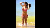 Casey Batchelor - Spiaggia di Cipro snapshot 3