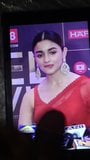 Alia Bhatt Sperma-Hommage snapshot 1