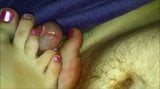 Footjob snapshot 3