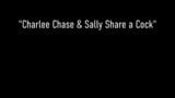 MILF miang Charlee Chase dan Sally dikongkek bertiga! snapshot 1