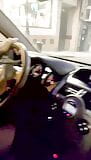 Masturbation et squirt dans un parking public avec un diable sexy snapshot 3