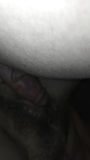 Une grosse chatte poilue mature se fait baiser, snapshot 15