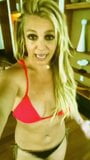 Britney Spears w bikini, 6.10.2019 snapshot 5