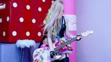 Avril Lavigne snapshot 2