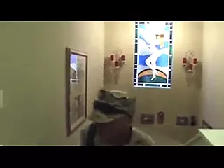 Marine Sohn überrascht Mutter
