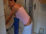 Morgen Sperma im Badezimmer snapshot 2