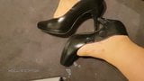 Cum on some black heels snapshot 4