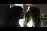 Monia chokri e catherine st-laurent (sur-vie) scena lesbica snapshot 2