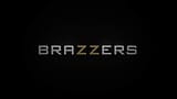 Stiekeme college-kijkgaten. Miss Alice Wild - Brazzers snapshot 9