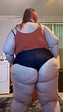 Ssbbw twerking  snapshot 9