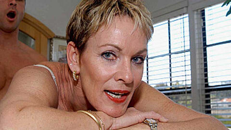 Mature MILF from Europe Takes the Flower Guy's Fertilizer in the Mouth | xHamster
