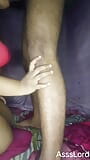 Bangladesh chica follada duro, sumisa milf consigue cara follada hasta que él se corre en su garganta snapshot 1