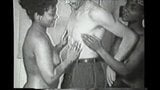 Vintage - sexo a três interracial snapshot 7