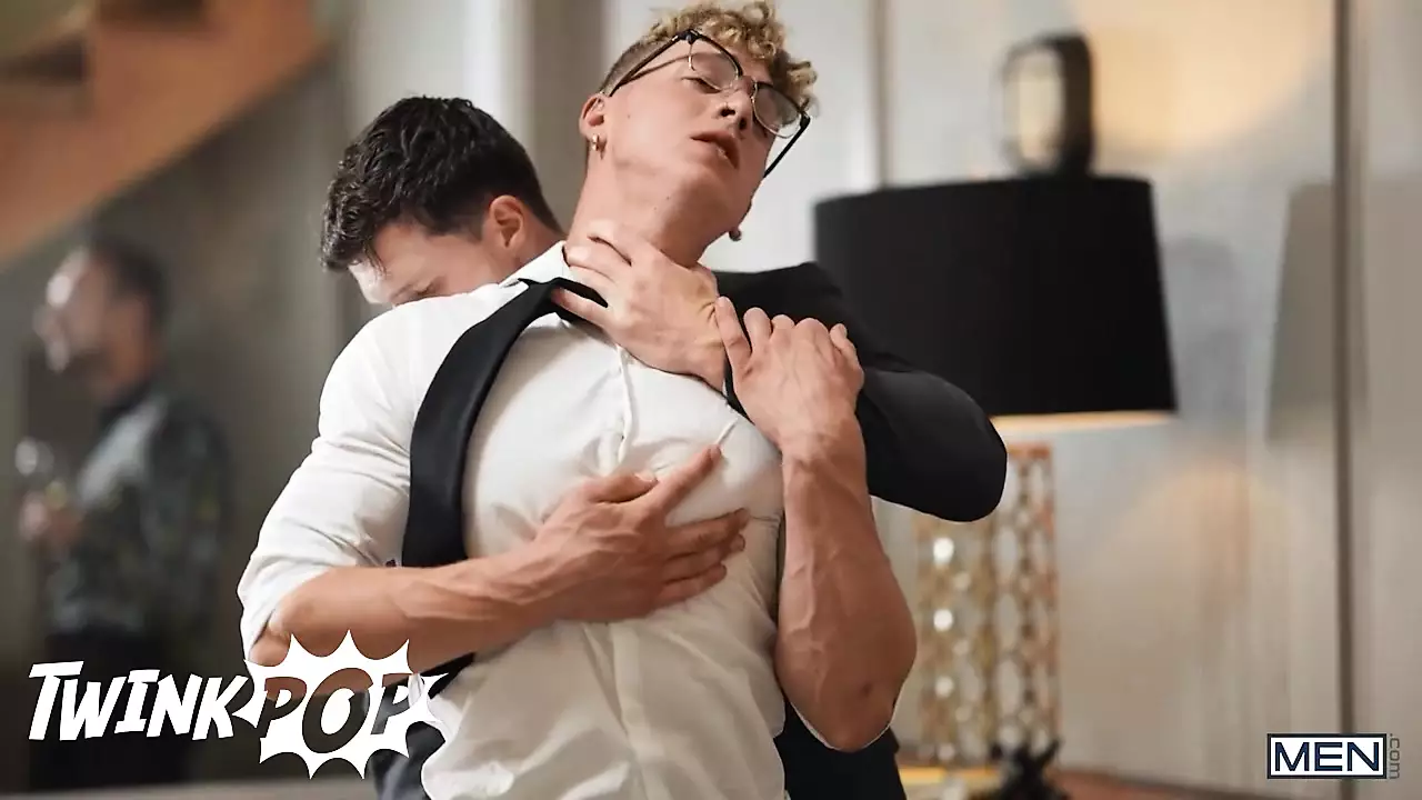 Paul Sucks His BF Finns Dick In The Night And By The Midnight He Sucks  Felixs Dick Too - Twink Pop | xHamster