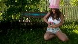 Angela White - conejito de pascua cubre sus tetas con chocolate snapshot 3