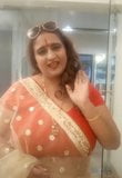 Indian aunty snapshot 5