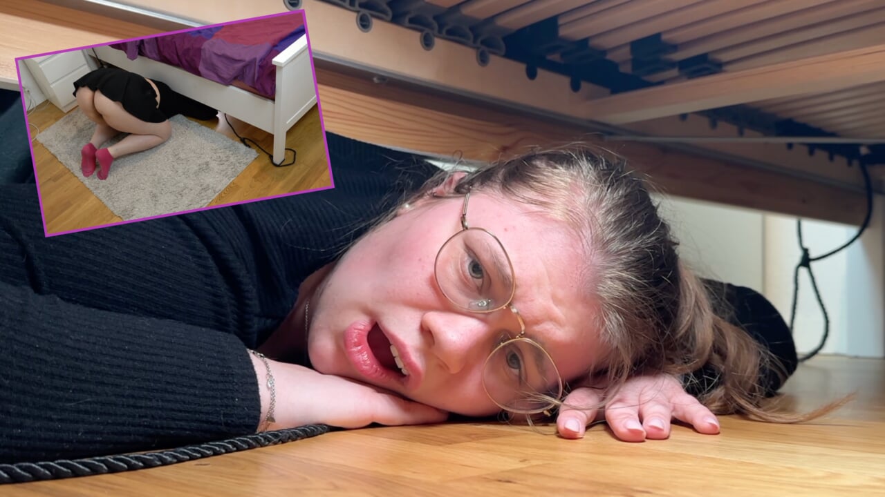 Pomoz mi, nevlastní brácho, jsem zaseknutý!! 18letá teenagerka je zaseknutá a dostane creampie !!