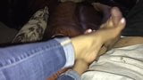 Sexy footjob da amiga das irmãs snapshot 3