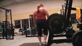 Deadlifts 210kg membuat pantat begitu kuat dan vagina basah sampai saya cum snapshot 1