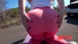 Big Ass Girl fucks pa veien snapshot 6