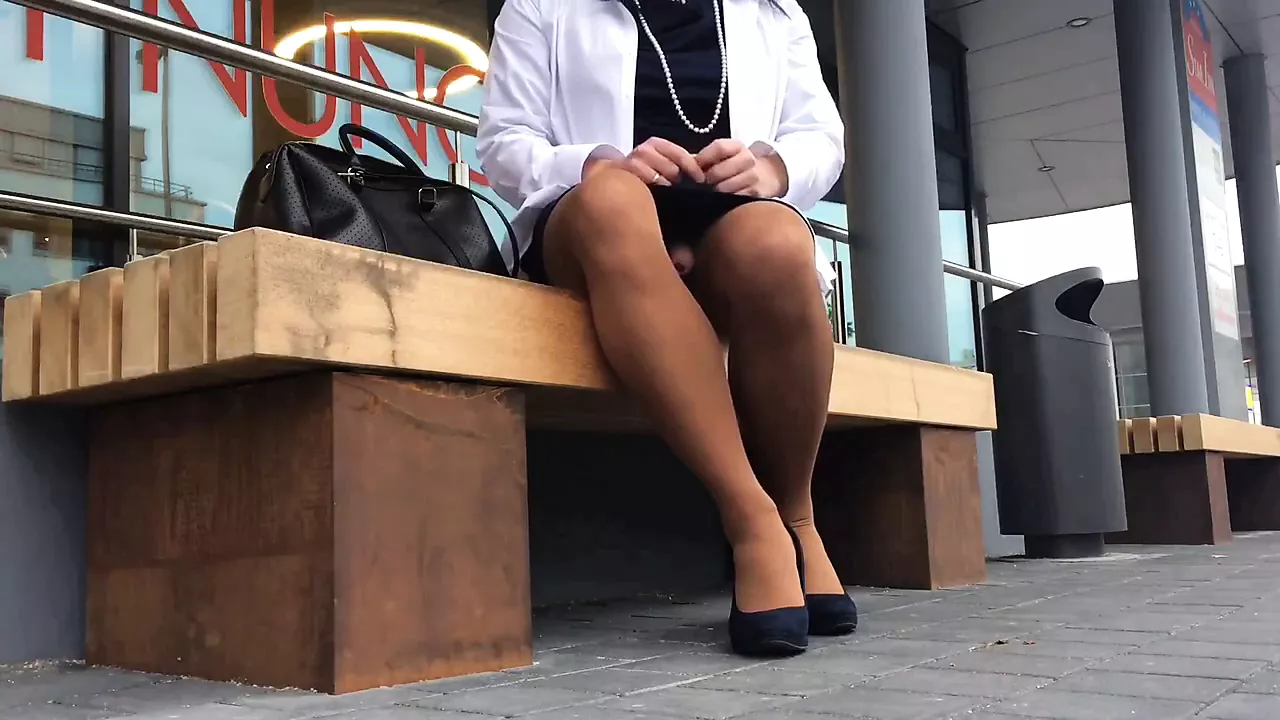 Crossdresser masturbates in public
