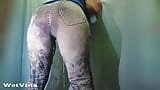 Sika w dżinsowe spodnie z dużym seksownym tyłkiem snapshot 9