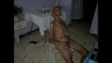 Добірка фотографій брудних старих жінок, огидних волохатих кицьок snapshot 1