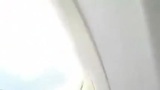 Ich blase meinem Freund im Flugzeug snapshot 6