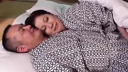 Japanese Mature: GILF MILF Porn | xHamster