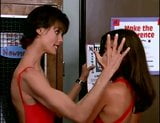 Yasmine bleeth - baywatch s6e13 snapshot 2