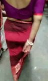 Sexy roze blouse Saree Indische Bhabhi snapshot 5