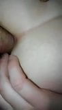 Blonde amateur zuigt, neukt en wordt anaal genomen snapshot 9