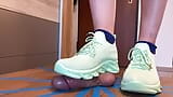 Green sneakers shoejob snapshot 6