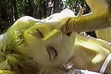 Close-up vintage sessie met perfecte blonde milf snapshot 12