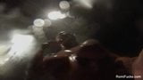 Romi duşta mükemmel vücudunu yıkıyor snapshot 16