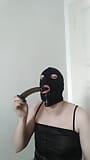 tief in den hals mit dildo, dann abspritzen snapshot 10