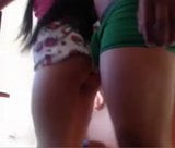 Colombiana hermoso culo groped por gordo puto snapshot 4