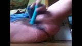 Amateur-Masturbation, behaarte Muschi snapshot 4