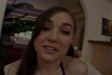 Sasha Grey, 19 ans, se fait baiser brutalement la chatte snapshot 1