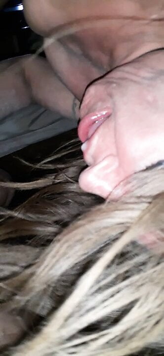 Sucking the cum out my little dick pt2