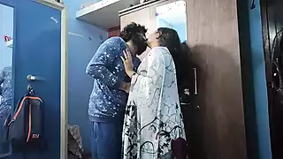 Vaishnavy and Sharun Raj Saree Lip Lock Romance Part 1 Armpit Lick ...