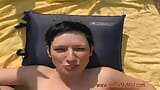 Guarda la mia MILF nuda in spiaggia snapshot 10