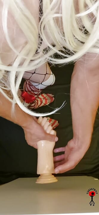 Sissy Massive anal