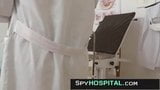 High Heels, Hottie und alter Doktor, Cam-Clip snapshot 2