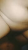 Chupo grandes dick.im me gusta divertirse más con mi hermano. SriLankan laddy chupar gran herramienta de joven snapshot 4